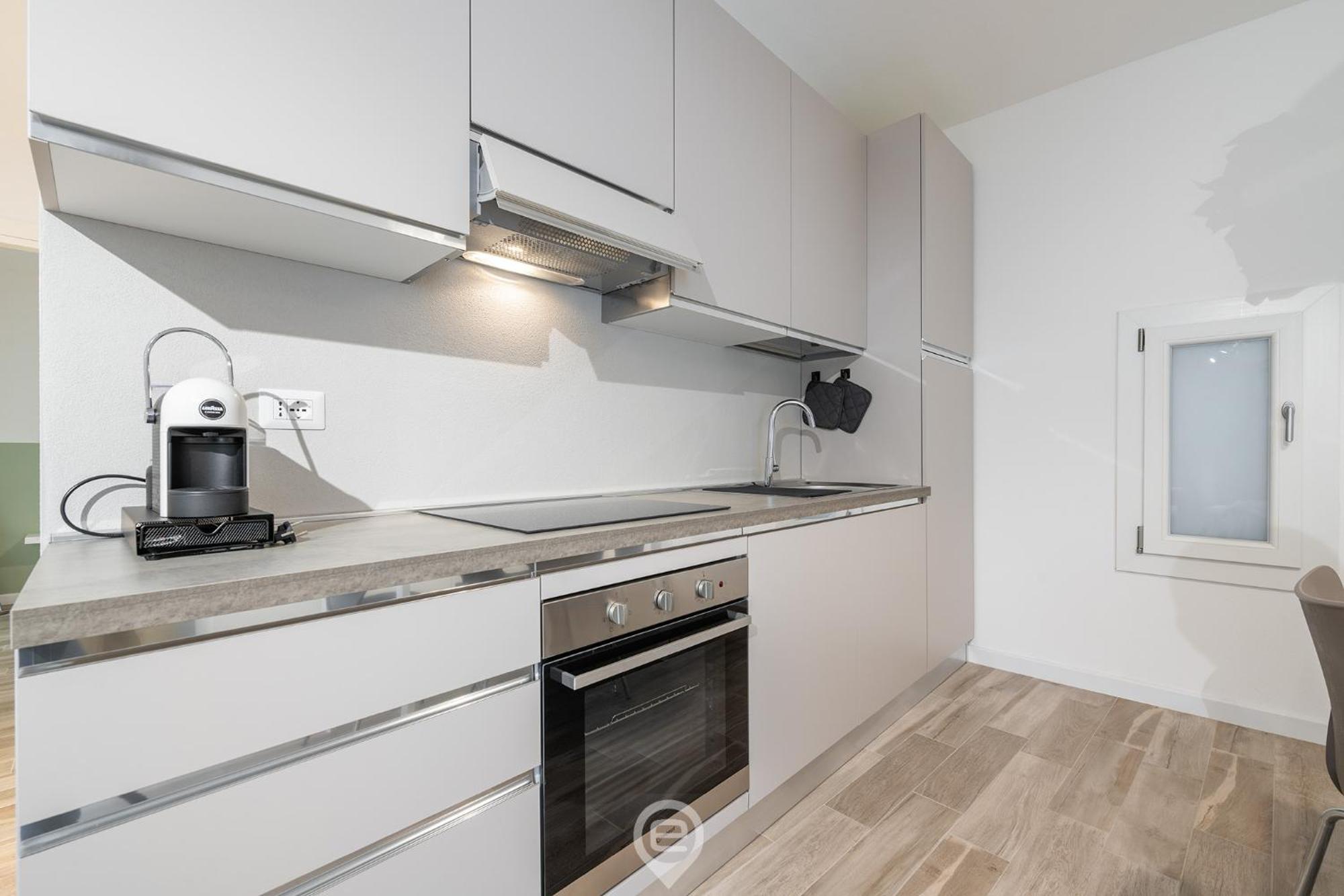 Alice House Apartment กาญารี ภายนอก รูปภาพ