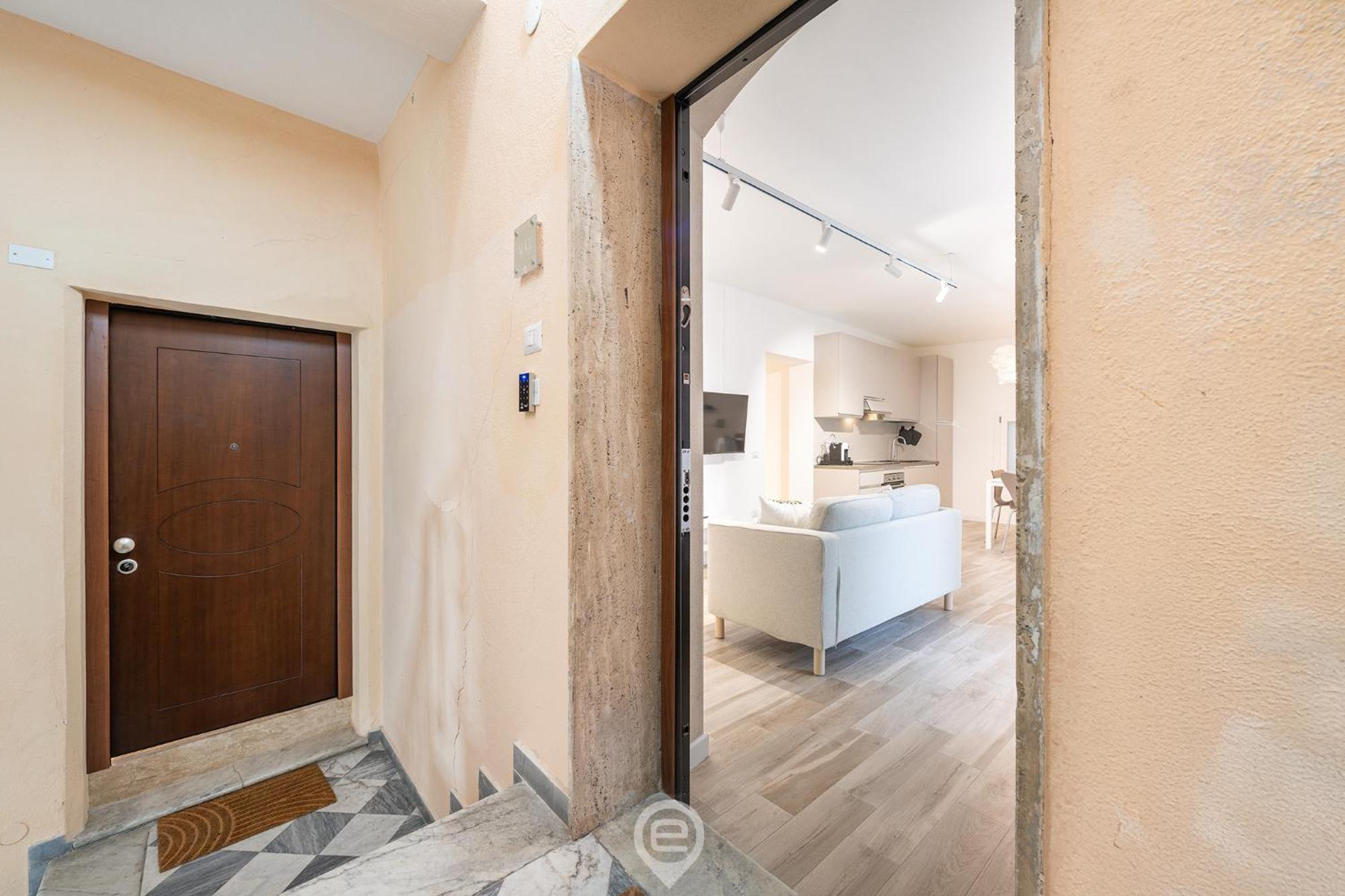 Alice House Apartment กาญารี ภายนอก รูปภาพ